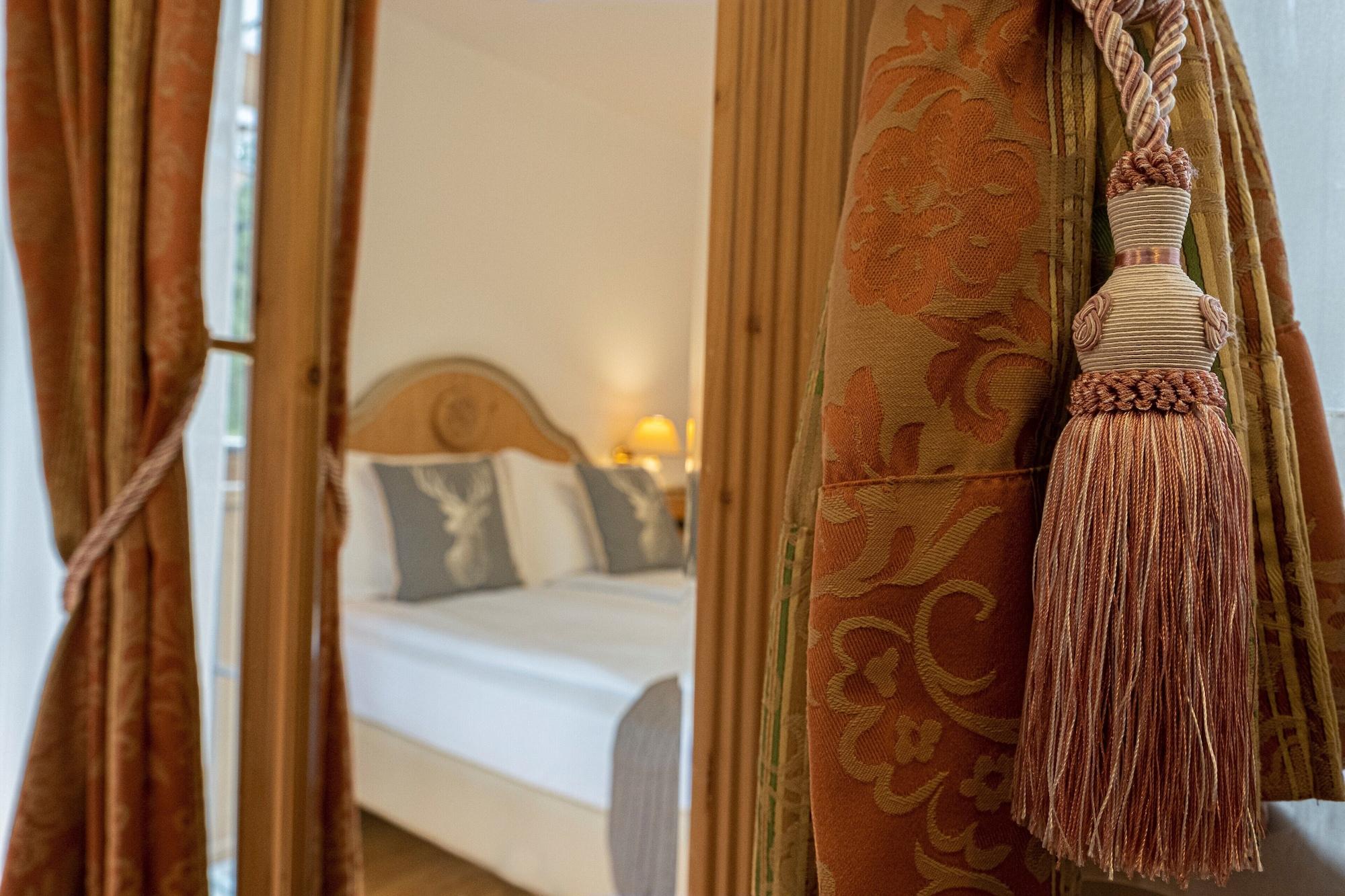 Soreghes Gran Chalet Hotel 4*