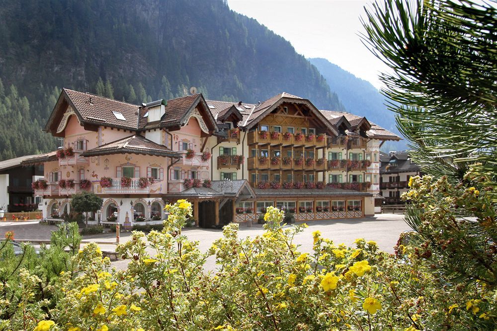 Soreghes Gran Chalet 4* Campitello di Fassa